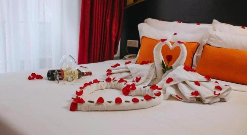 Khách sạn Des Arts – The Noble 4*
