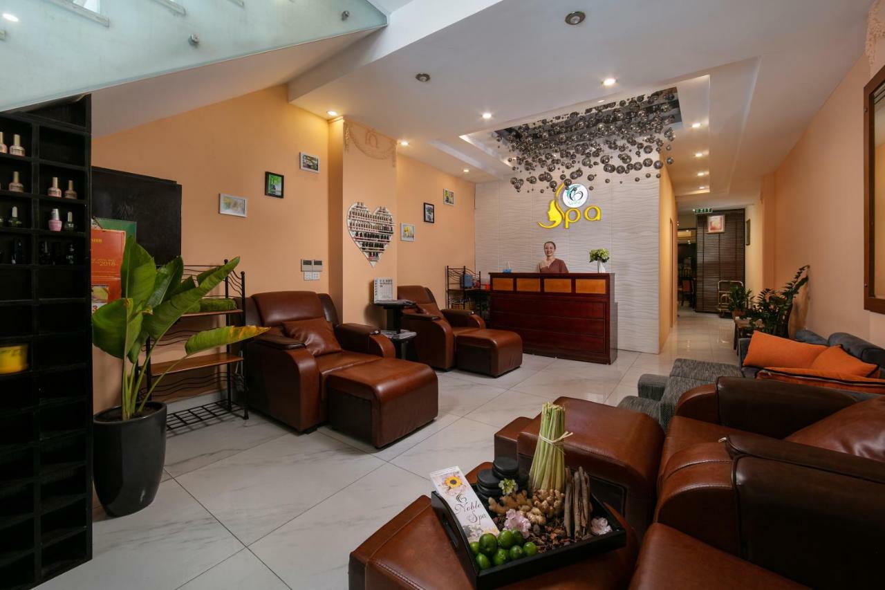 Des Arts – The Noble Khách sạn 4*